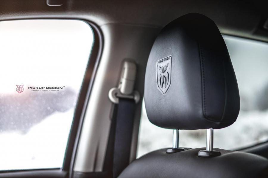 Детали интерьера Mitsubishi L200 Lusky Limited Edition by Carlex Design 2019 года  (фото 11 из 15)